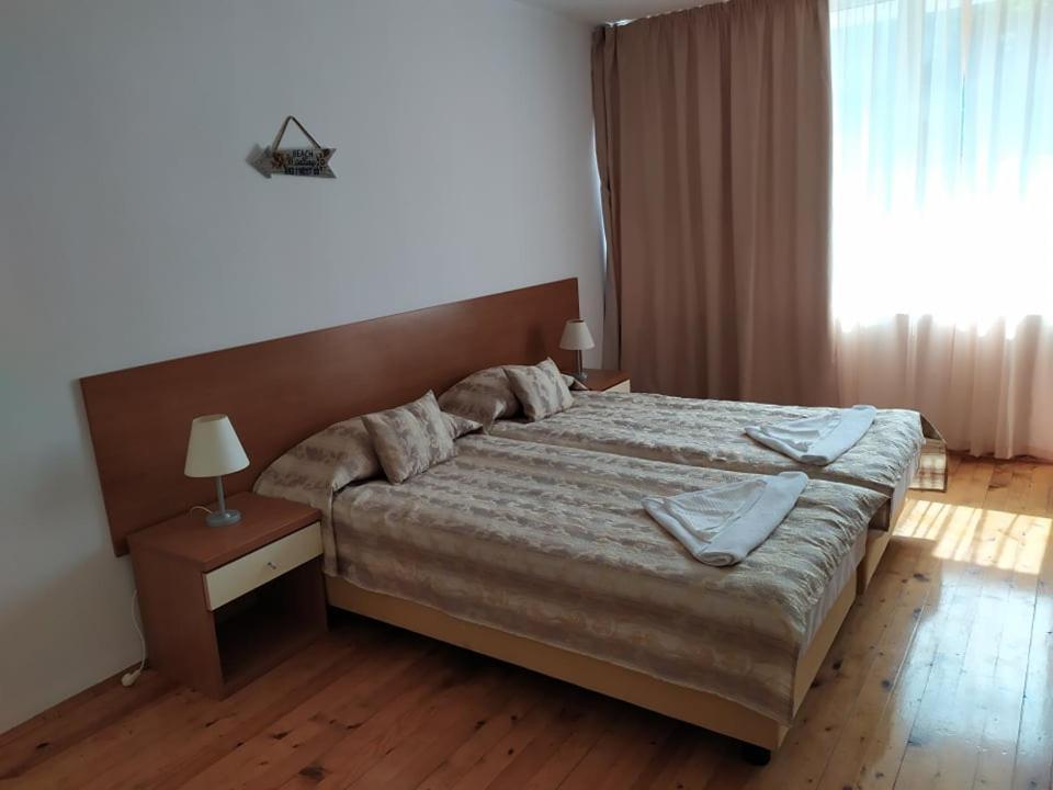 Къща за гости Смокиня Hotel Обзор Екстериор снимка