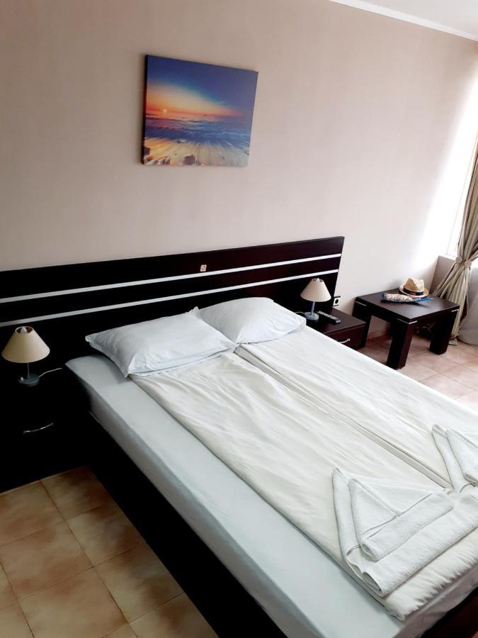 Къща за гости Смокиня Hotel Обзор Екстериор снимка