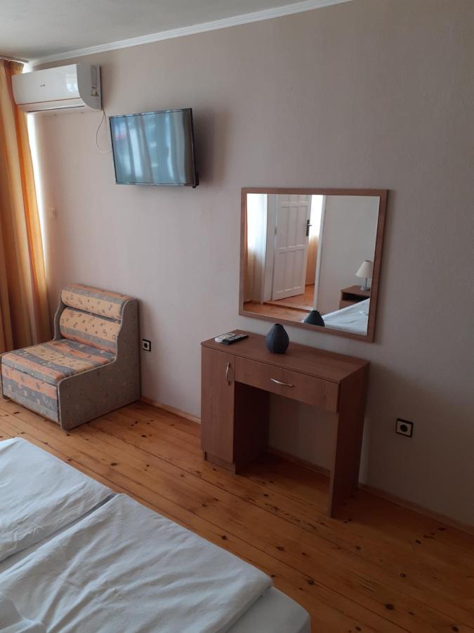 Къща за гости Смокиня Hotel Обзор Екстериор снимка